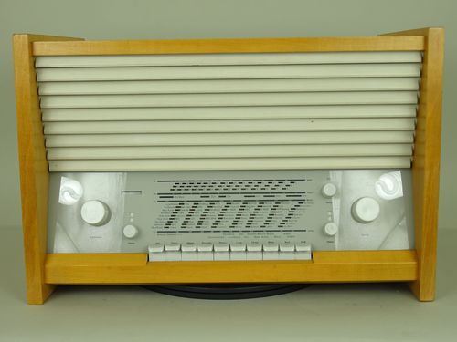 Braun Tischsuper G11-8 radio, color brown, very good condition, 6420/160674